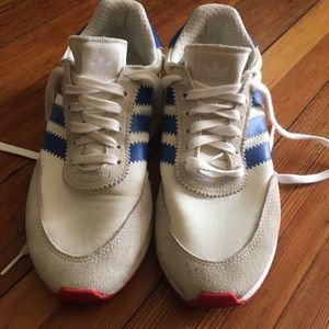 Adidas Originals women’s 9.5/men’s 6.5